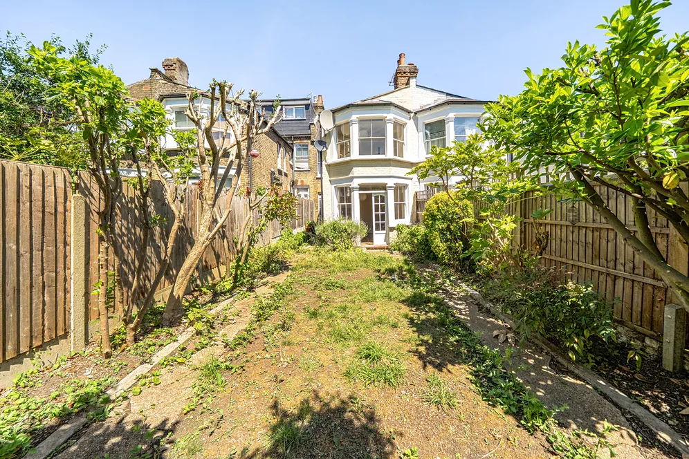 Pemberton Road, London, N4 photo 9