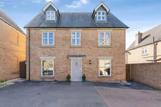 Hive End Court, Chatteris