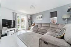 Hive End Court, Chatteris