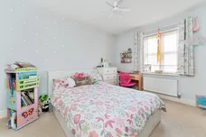 Hive End Court, Chatteris