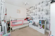 Hive End Court, Chatteris