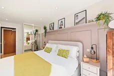 Brook Street, Tring