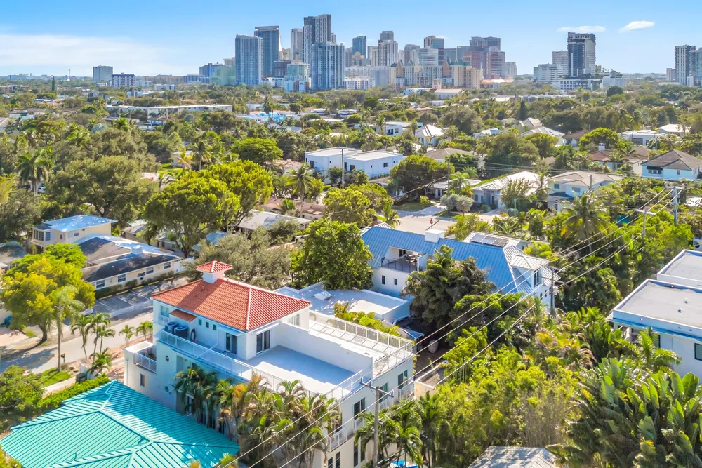 1419 NE 4th Pl, Fort Lauderdale, FL 33301