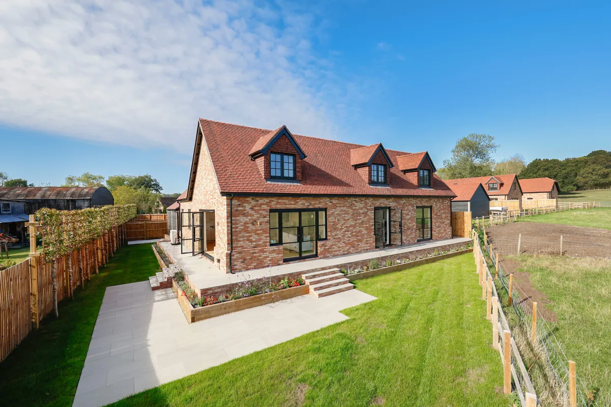 Old Farm Close, Charlwood, Horley, Surrey, RH6