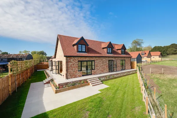 Old Farm Close, Charlwood, Horley, Surrey, RH6