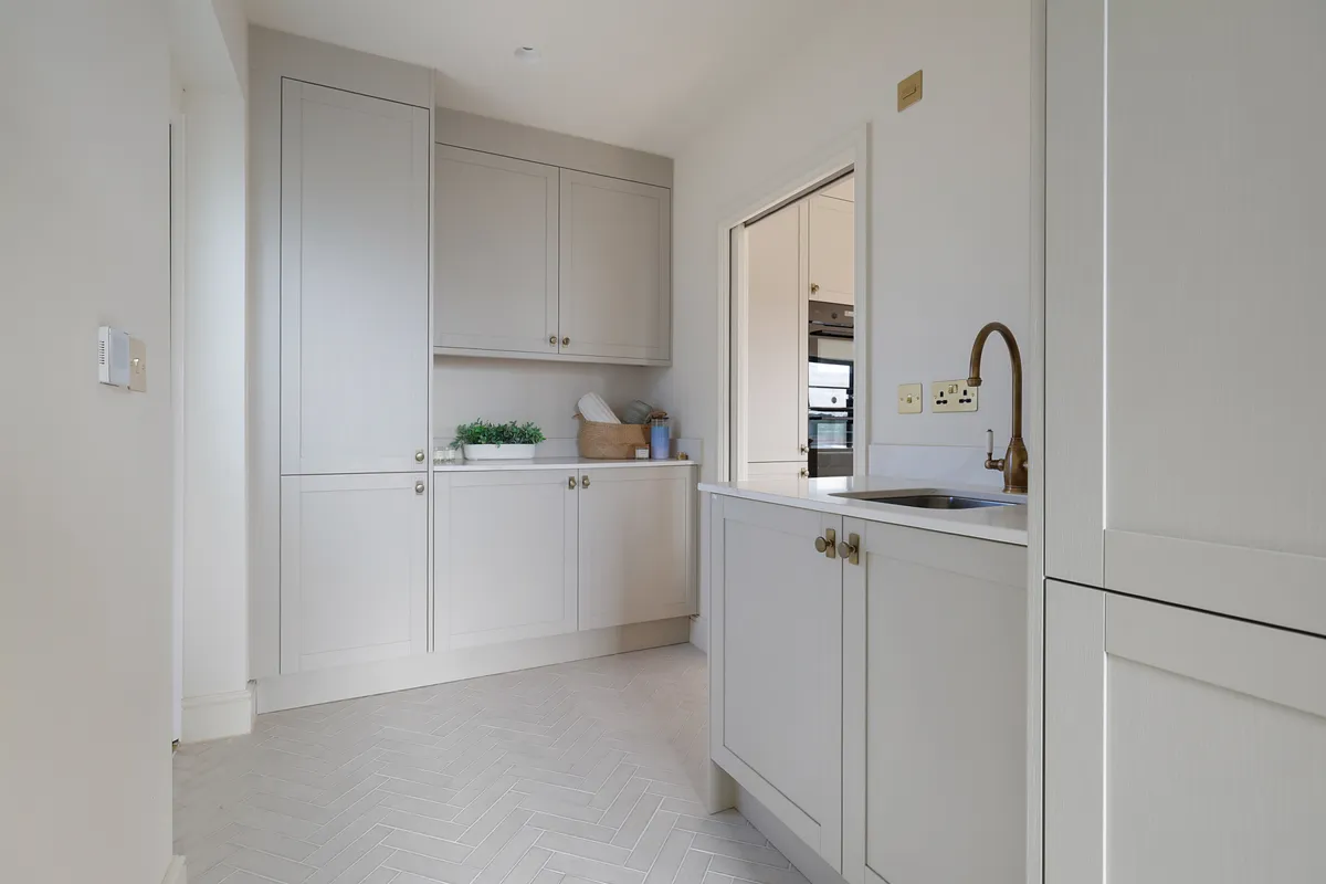 Old Farm Close, Charlwood, Horley, Surrey, RH6
