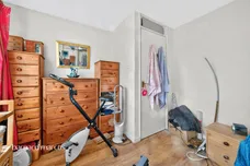 Walnut Mews, Sutton