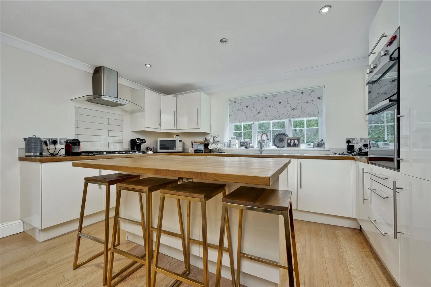 Elm Drive, Chobham, GU24 photo 5