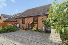 Cook Road, Barry