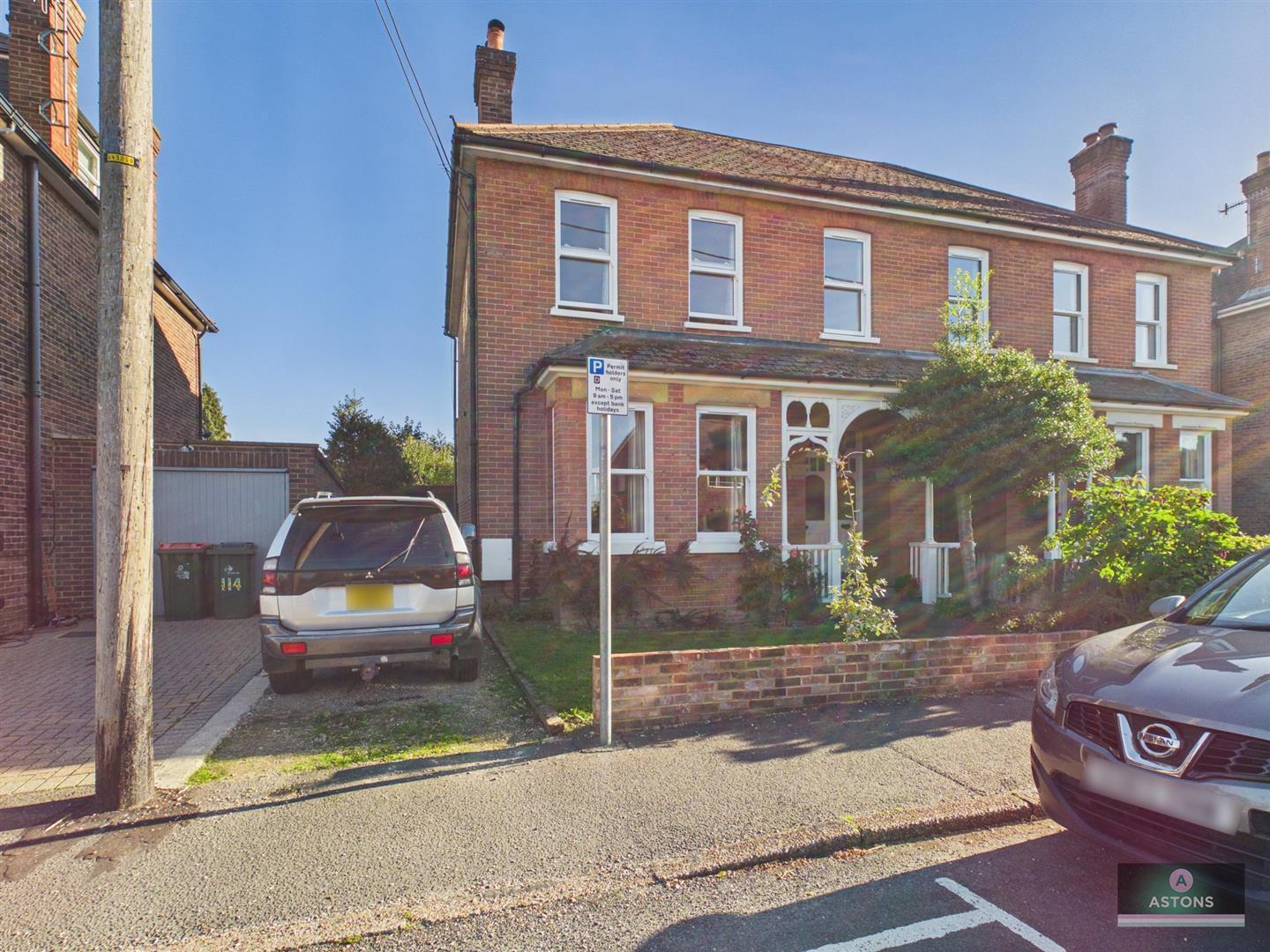 Malthouse Road, Southgate Image 29