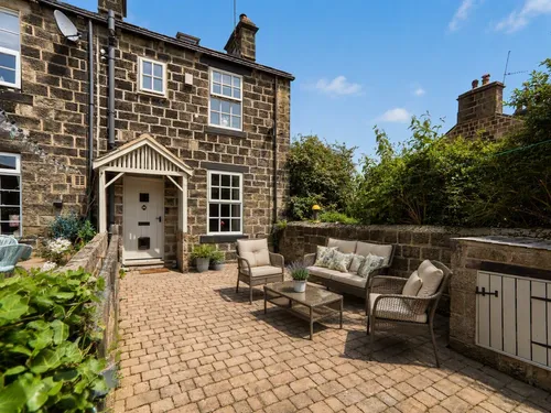 Dickinson Street, Horsforth, Leedsphoto