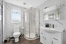 Robinhood Lane, Mitcham