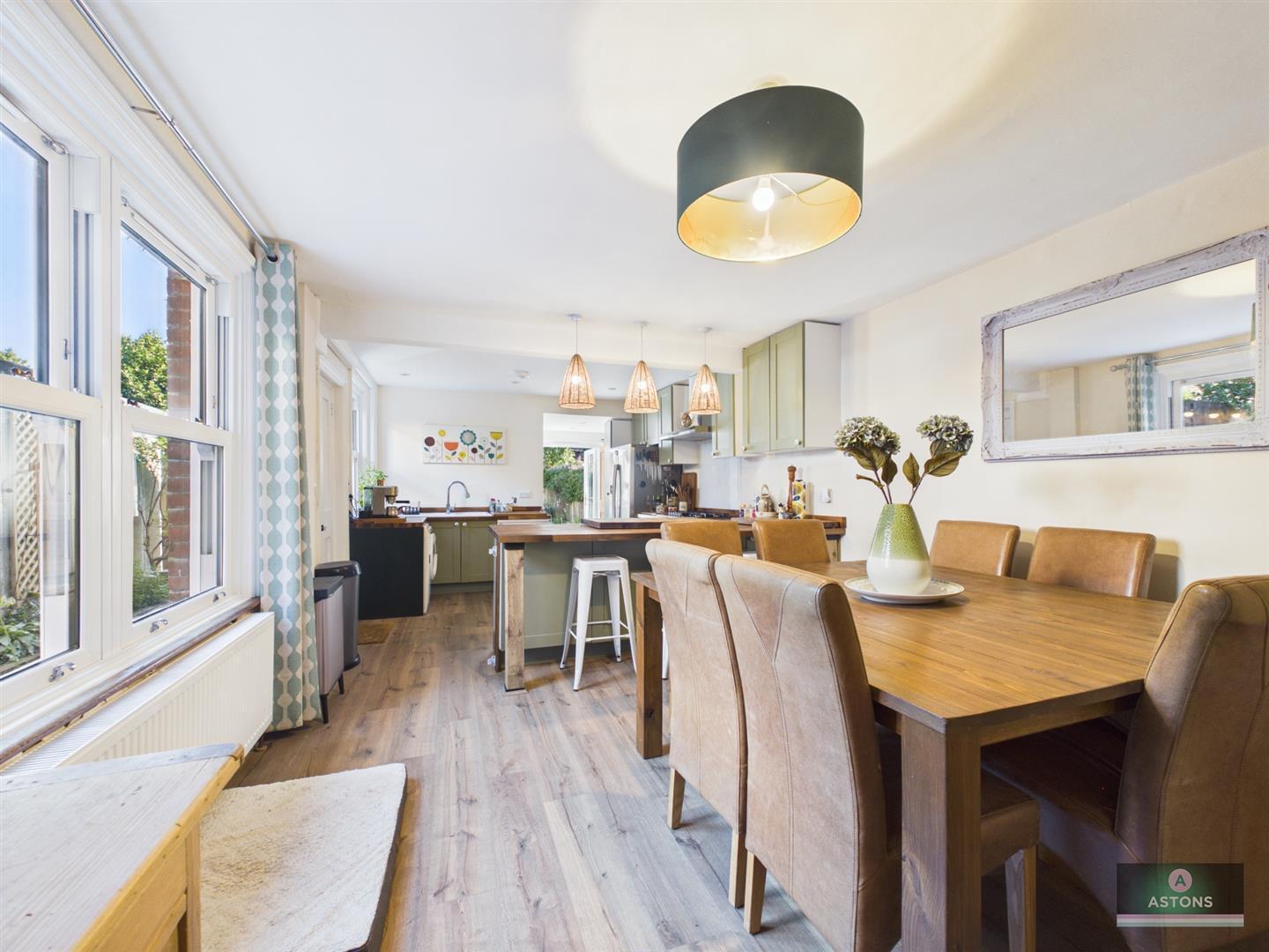 Malthouse Road, Southgate Image 4