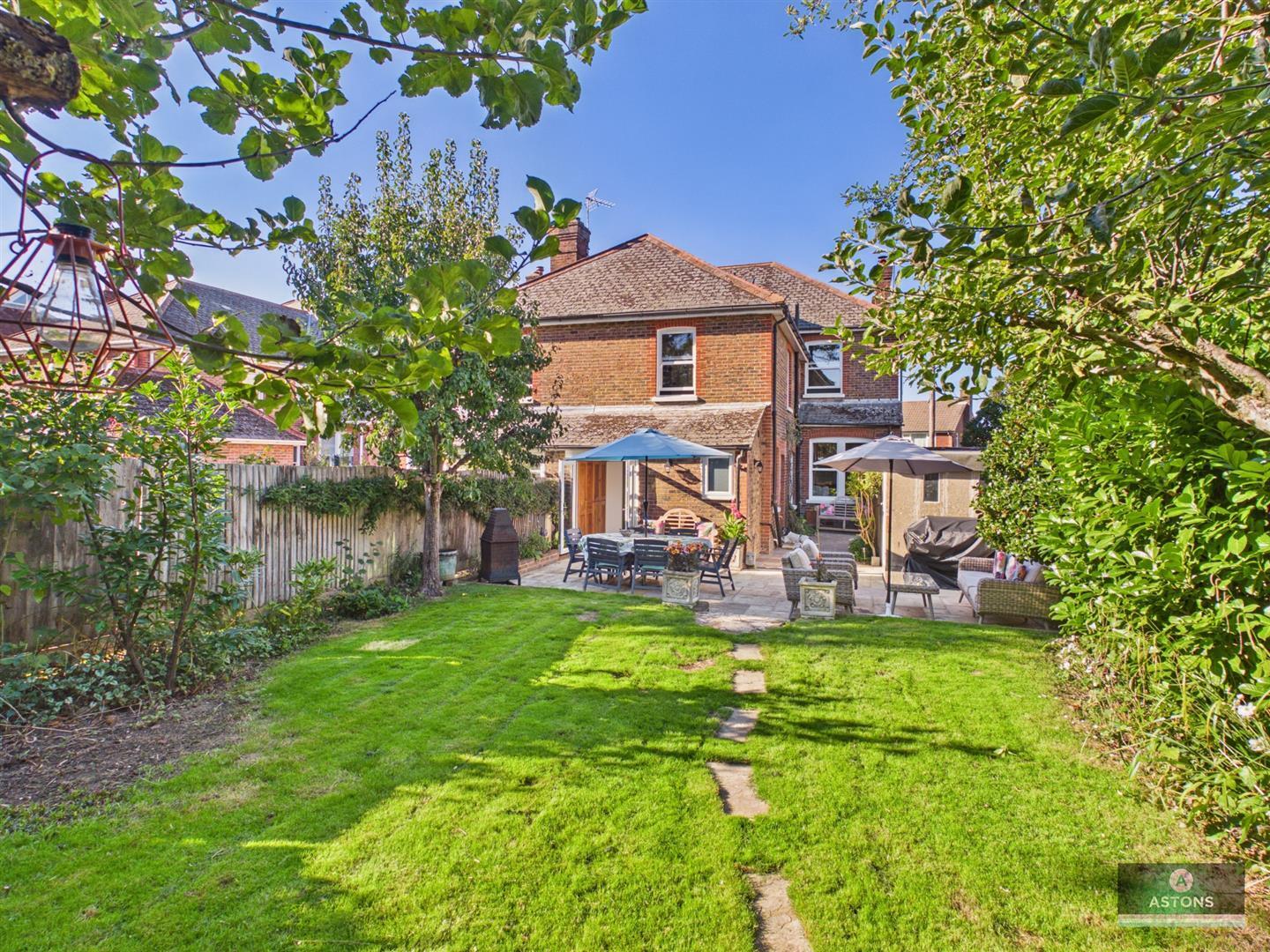 Malthouse Road, Southgate Image 12