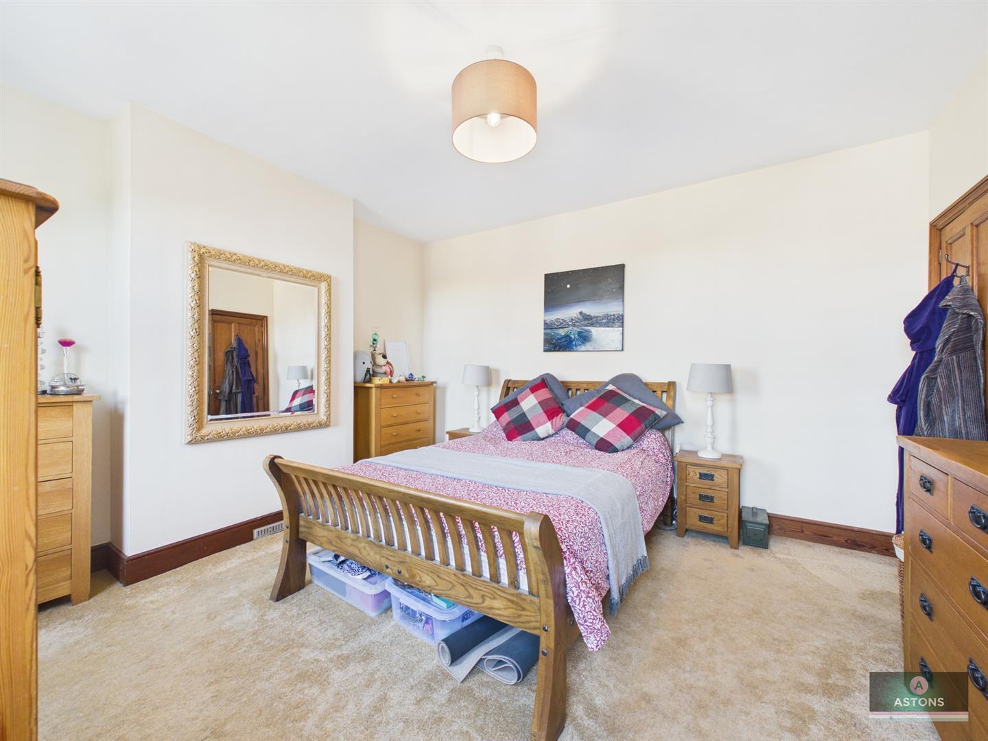 Malthouse Road, Southgate Image 15