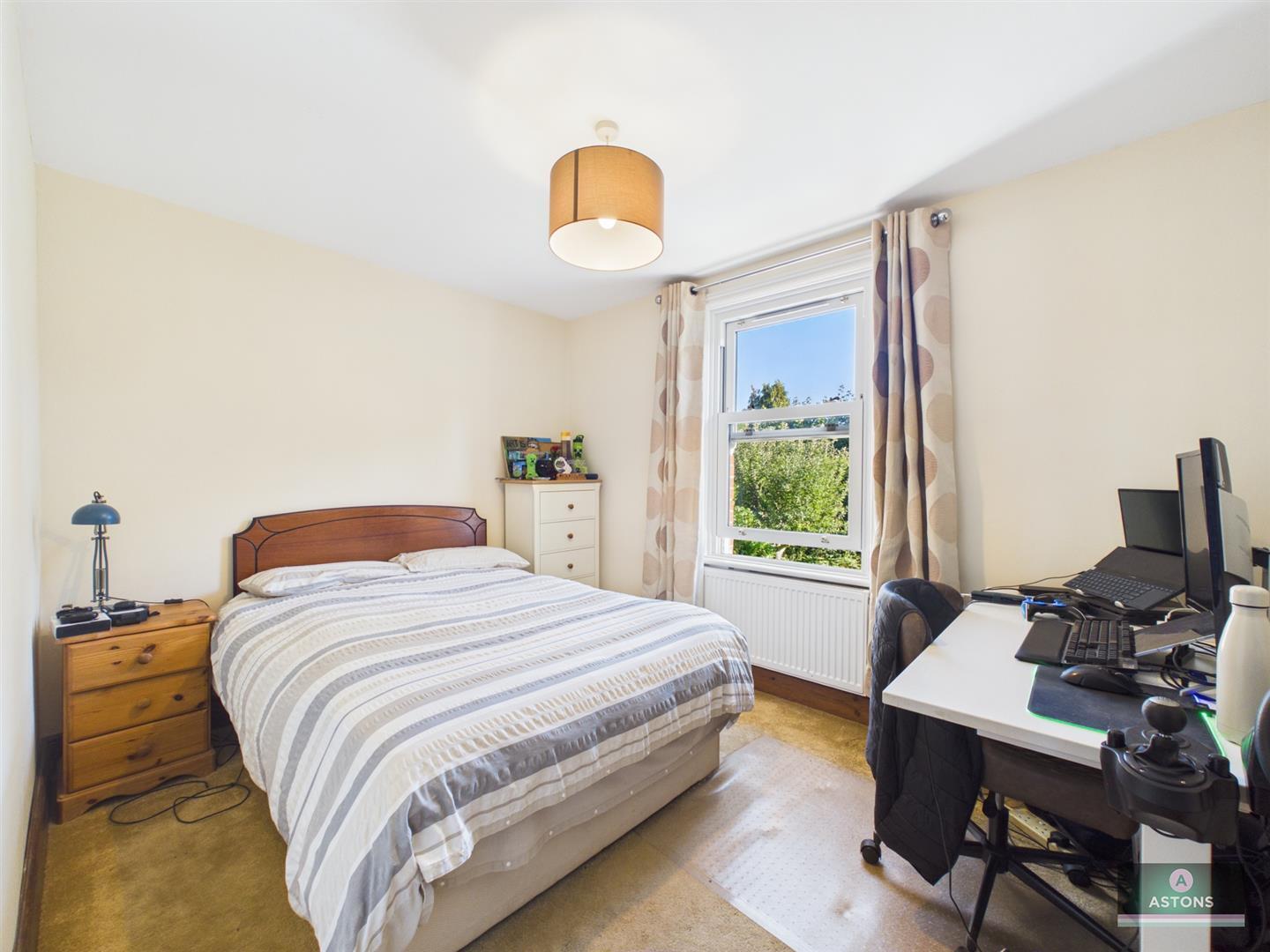 Malthouse Road, Southgate Image 22