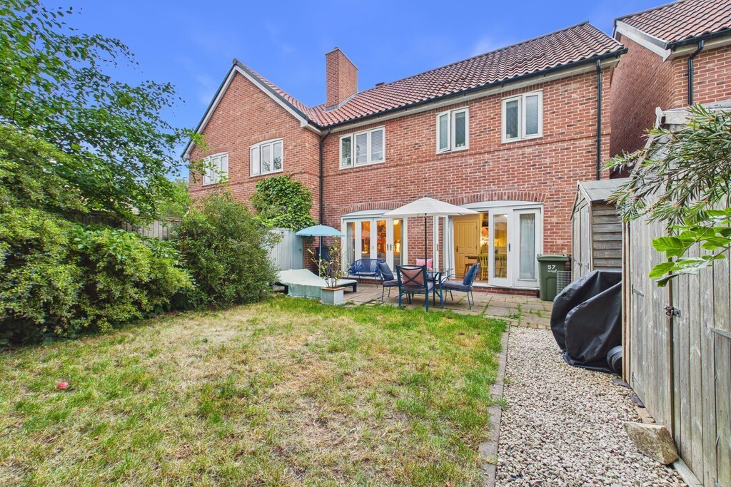 Pirnhow Street, Ditchingham, Bungay Image 16