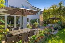 Glenville Gardens, HINDHEAD, GU26 photo 17
