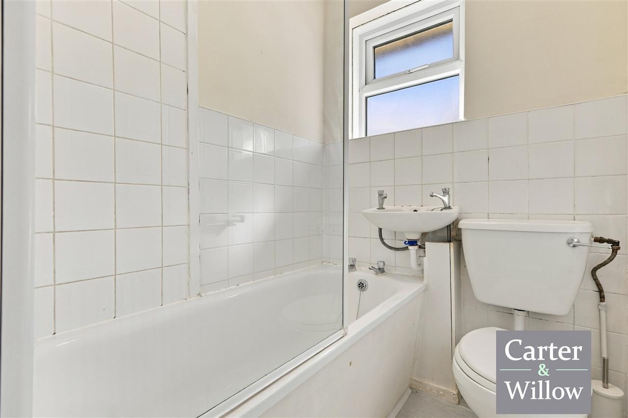 Windsor Road, Essex Image 16