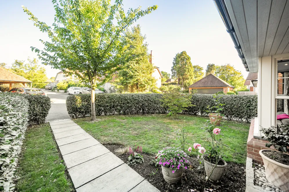 Mortimer Close, Kings Worthy, SO23 photo 10