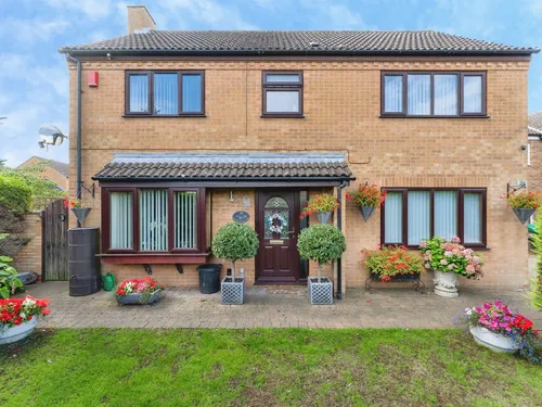 Hawthorn Walk, Beck Row, Bury St. Edmundsphoto