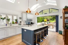 Poundsbridge Lane Penshurst TN11 photo 2