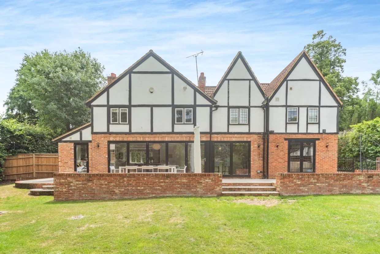 Hawthorn Hill Bracknell RG42 photo 5