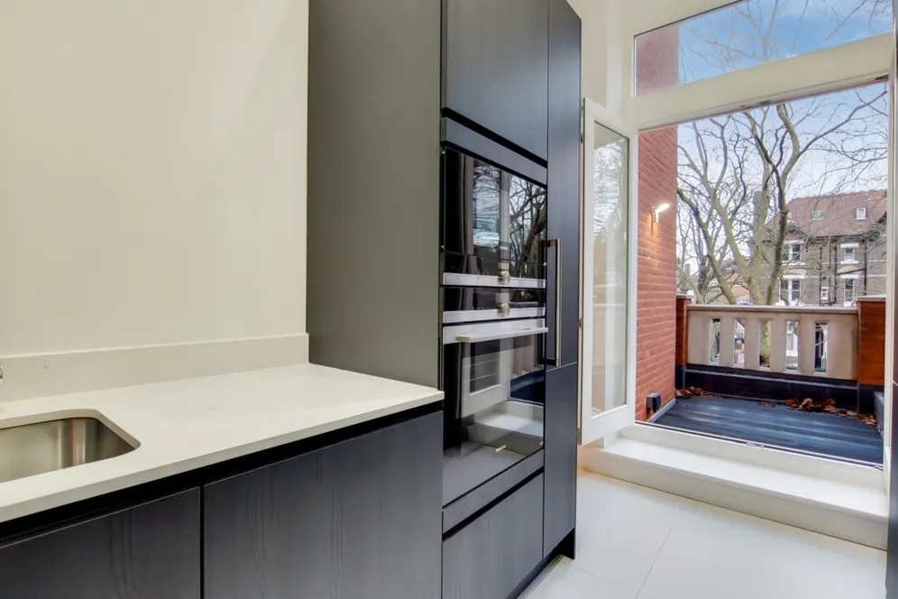 Fitzjohns Avenue, NW3 photo 19
