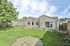 Newfields, Sporle