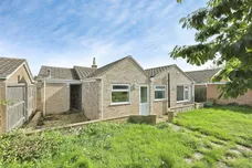 Newfields, Sporle