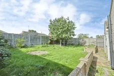 Newfields, Sporle