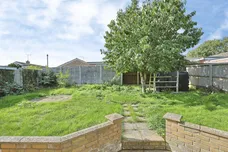 Newfields, Sporle