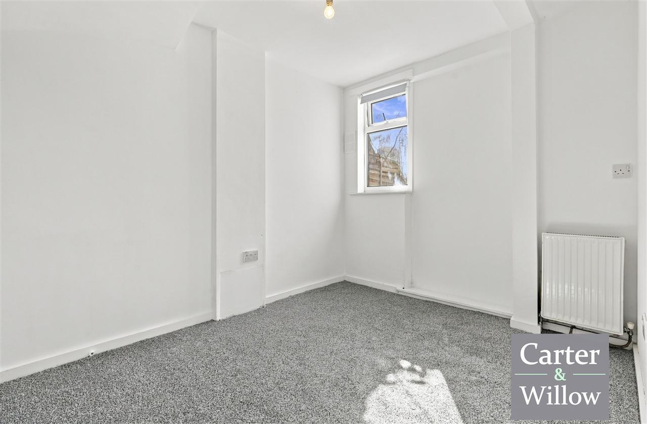 Fitzstephens Road, Essex Image 10