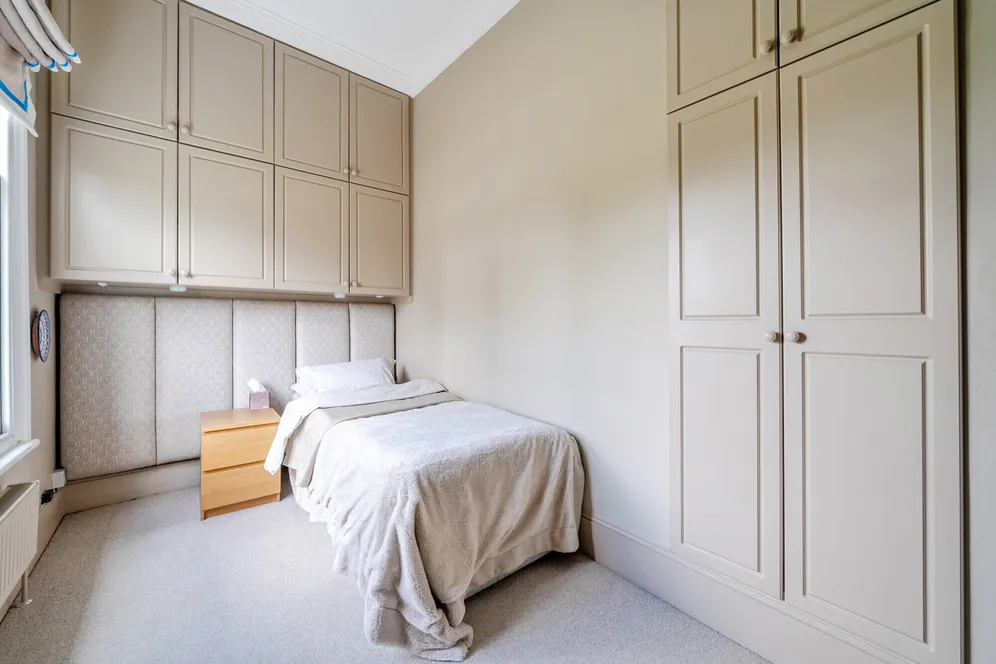 Vine Road, East Molesey, KT8 photo 14
