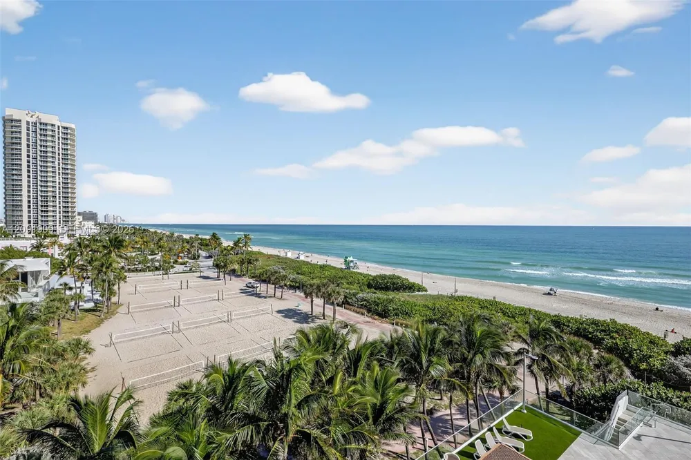 7135 Collins Ave, Miami Beach, FL 33141