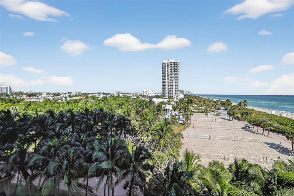 7135 Collins Ave, Miami Beach, FL 33141