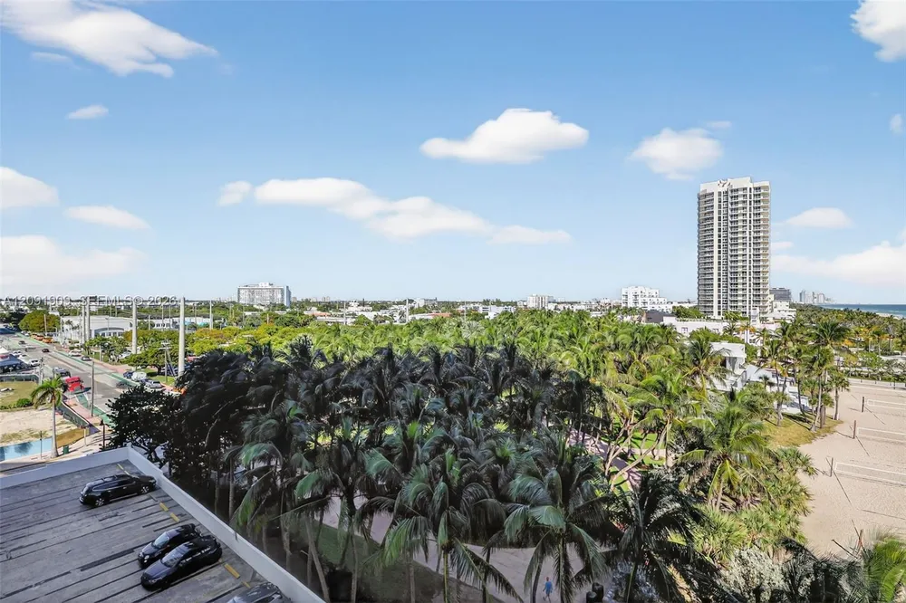 7135 Collins Ave, Miami Beach, FL 33141