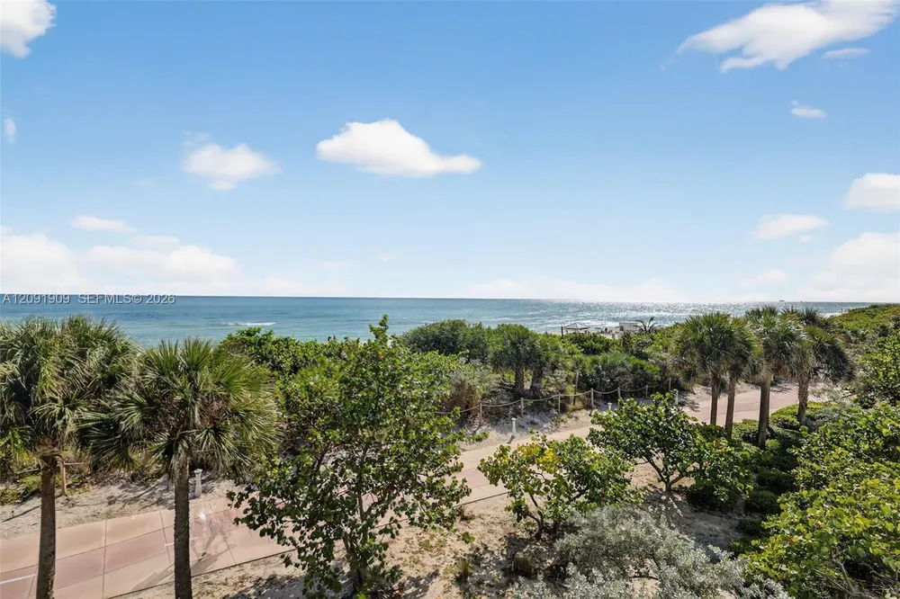 7135 Collins Ave, Miami Beach, FL 33141