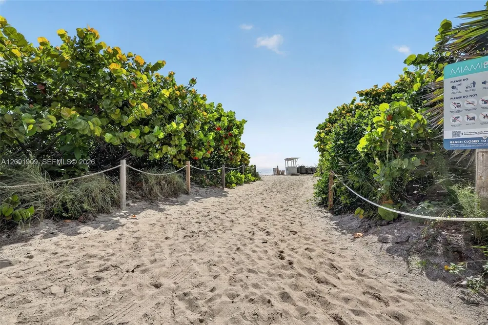 7135 Collins Ave, Miami Beach, FL 33141