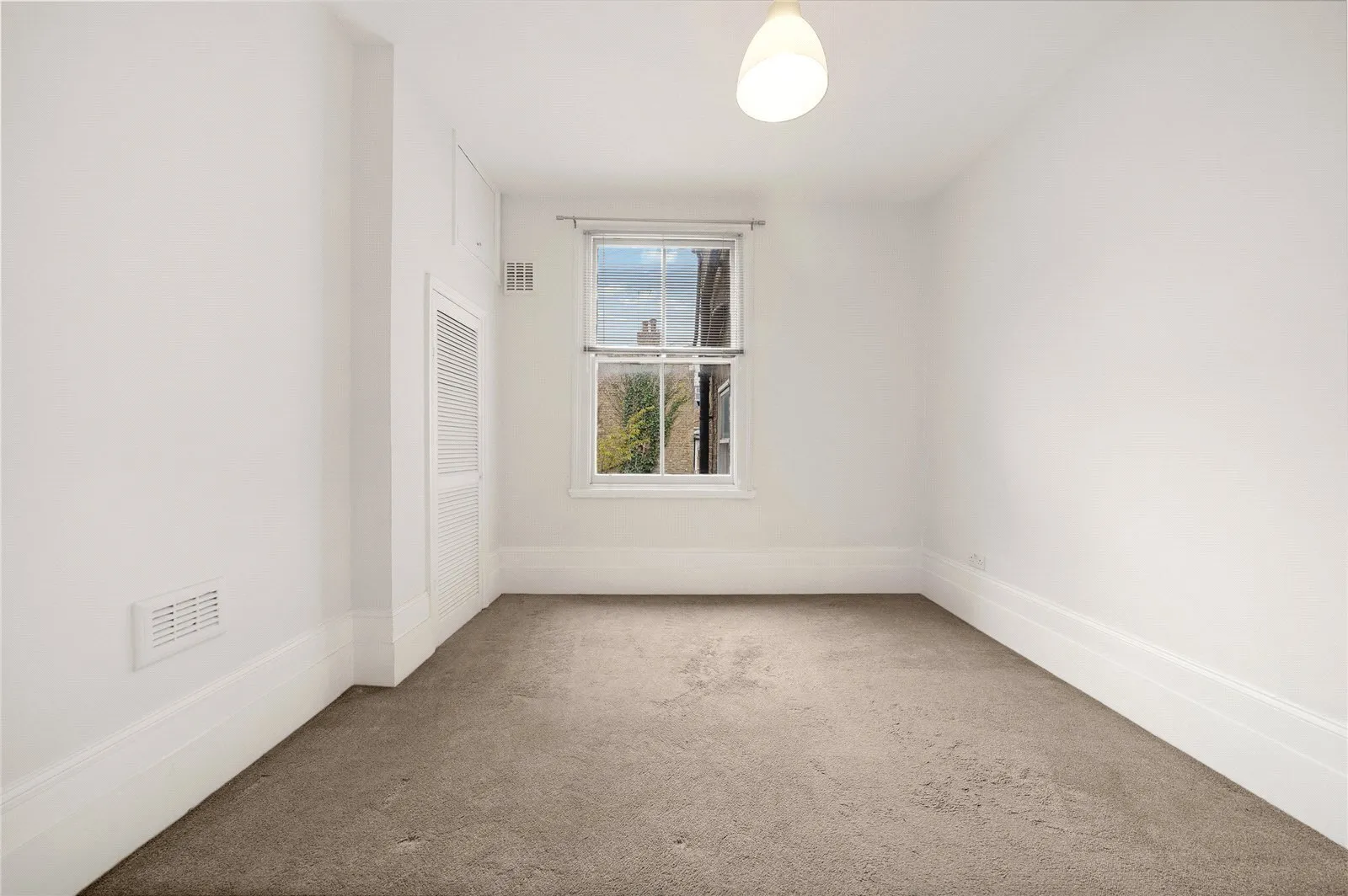 Albion Road, Newington Green, London, N16