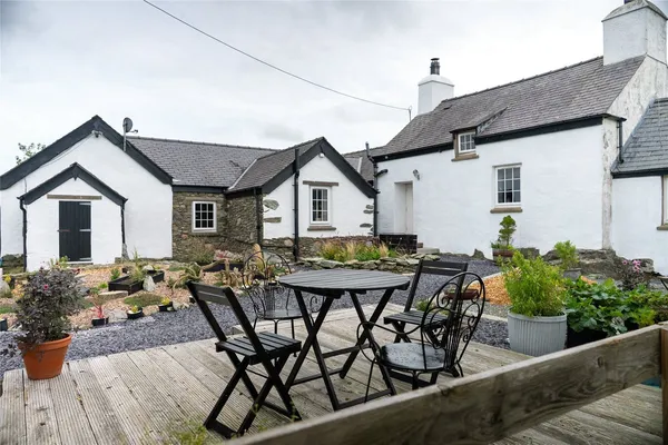 Llanfaethlu, Holyhead, LL65 photo 15