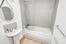 Alabala Close, Washingborough, LINCOLN
