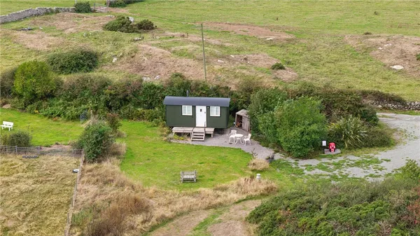 Llanfaethlu, Holyhead, LL65 photo 22