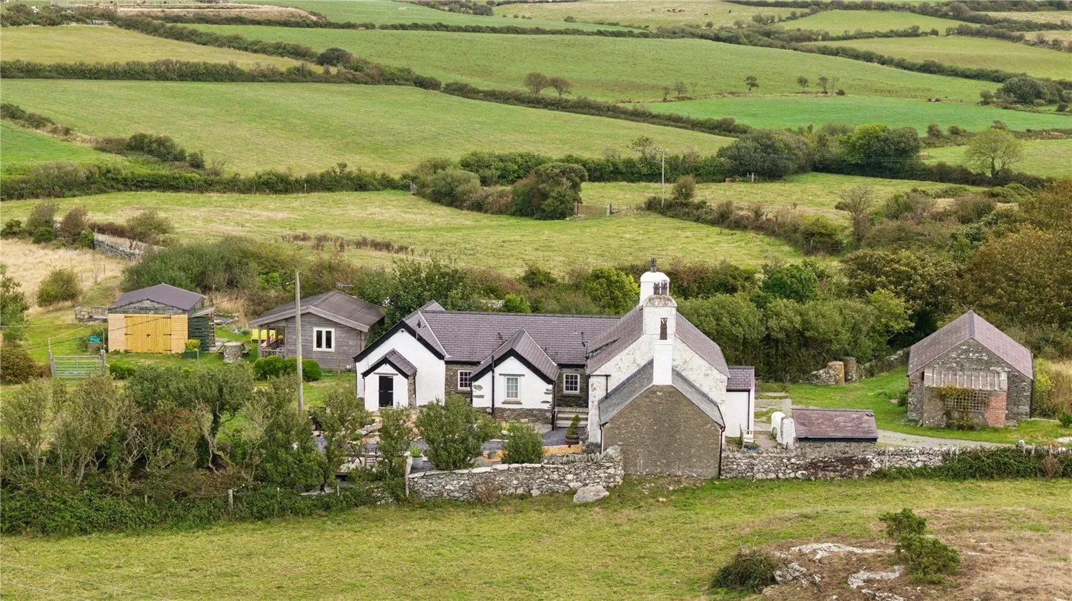 Llanfaethlu, Holyhead, LL65 photo 31