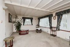 Deanland Wood Park, Golden Cross, Hailsham