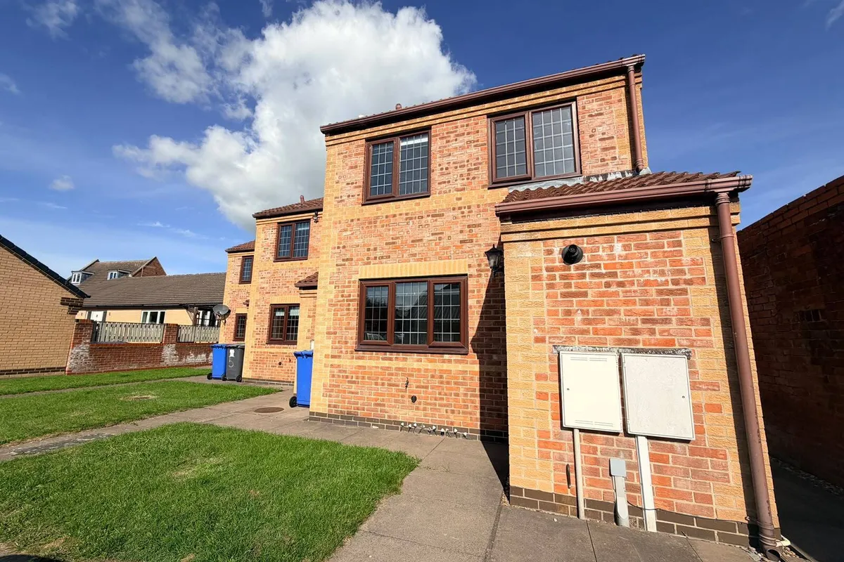 Vincent Lane, CHESTERFIELD
