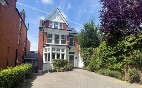 Muswell Hill Road, London, N10