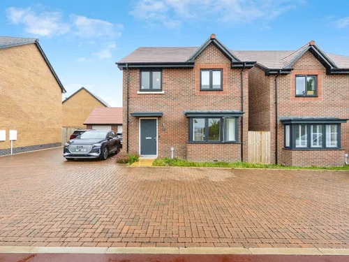 Henry Hoare Drive, Glebe Farm, Milton Keynesphoto