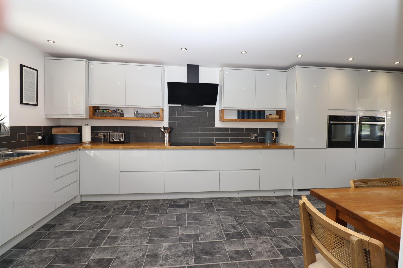 Colindale Street, Monkston Park, Milton Keynes Image 6