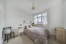 Claremont Crescent, Croxley Green, WD3 photo 7
